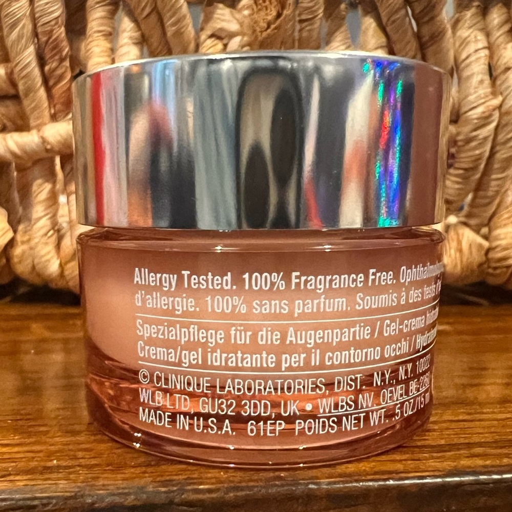 Clinique All About Eyes Eye Cream - Picture 2 of 3
